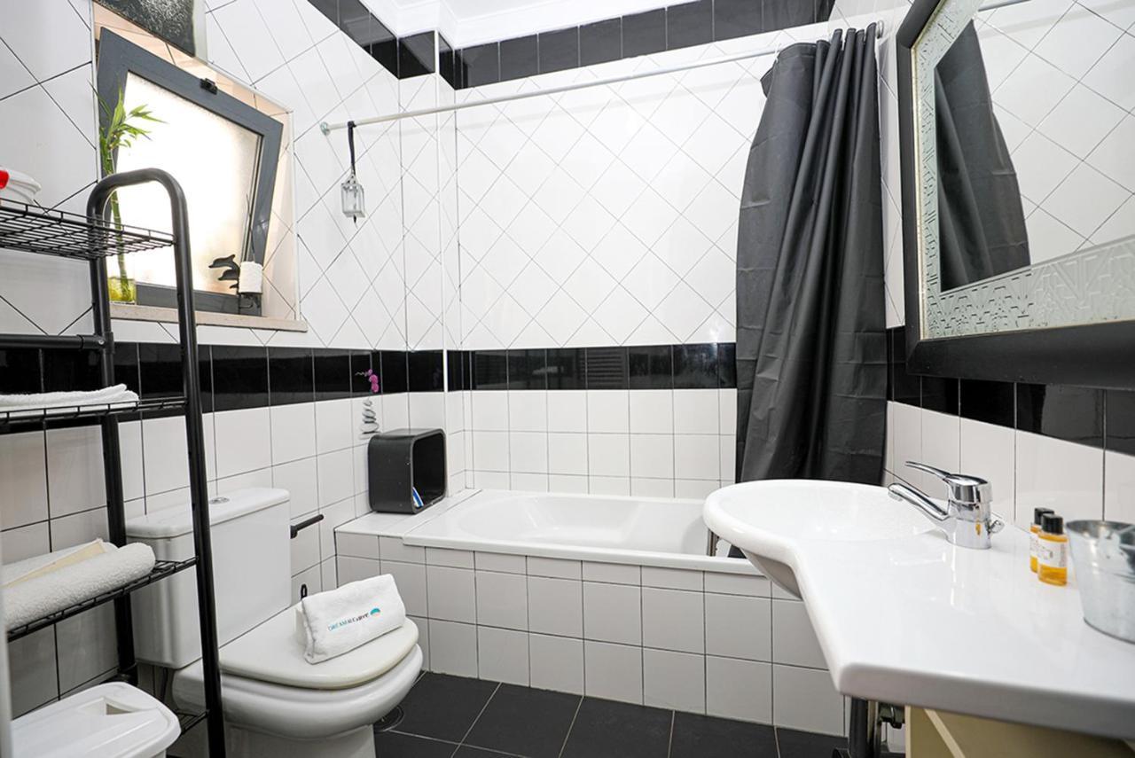 A64 - Barreira Holiday Flat In Lagos Leilighet Eksteriør bilde